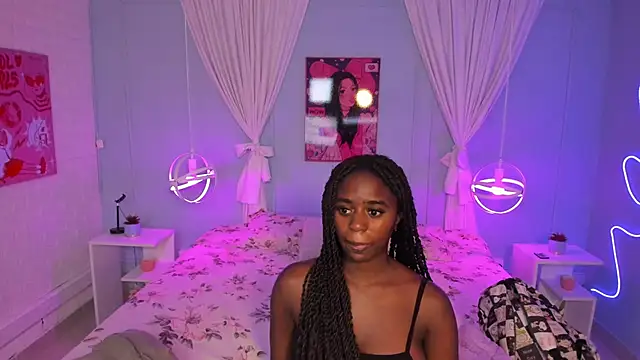 naomi campell online show from 03.20.26