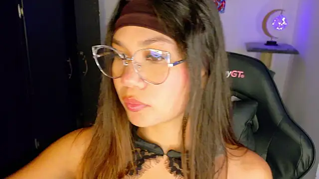 Wendy Mills  online show from 03.22.26