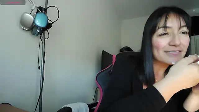 Yulian Milf online show from 04.04.26