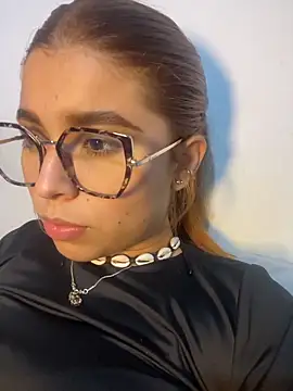 Snapshot of baddieasiantv chatting on 02.03.26 baddieasiantv online show from 02.03.26