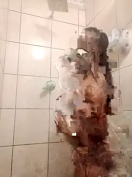 01Wetlips online show from 02.05.26