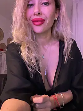 Snapshot of jenniferrein chatting on 03.02.26 jenniferrein online show from 03.02.26