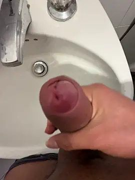 Snapshot of Hurremcan_ chatting on 02.22.26 Hurremcan online show from 02.22.26