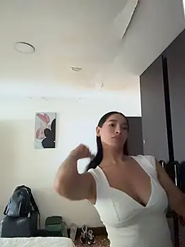 JuliaaVega online show from 07.28.26