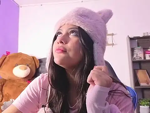 Snapshot of BadKittyy chatting on 02.06.26 BadKittyy online show from 02.06.26