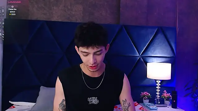 Logan Woods online show from 02.23.26