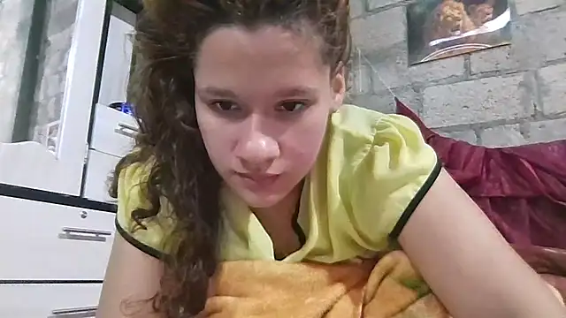 Snapshot of Jessy2000NS chatting on 02.02.26 Jessy2000NS online show from 02.02.26