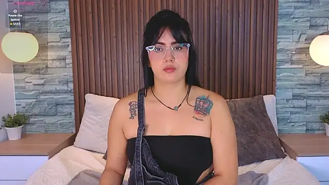 vicky grey online show from 02.18.26