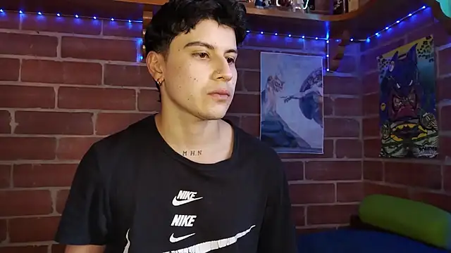 Snapshot of PaulDamico chatting on 02.10.26 PaulDamico online show from 02.10.26