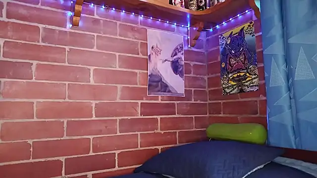 Snapshot of PaulDamico chatting on 03.17.26 PaulDamico online show from 03.17.26