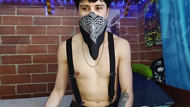 Snapshot of PaulDamico chatting on 04.15.26 PaulDamico online show from 04.15.26