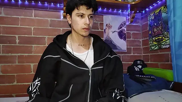 Snapshot of PaulDamico chatting on 04.16.26 PaulDamico online show from 04.16.26