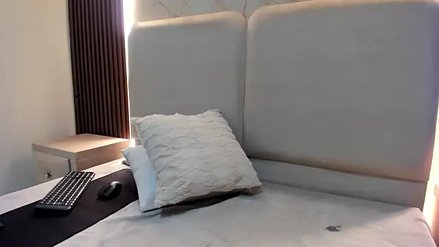 Snapshot of PalomaAguilarx69 chatting on 02.21.26 PalomaAguilarx69 online show from 02.21.26