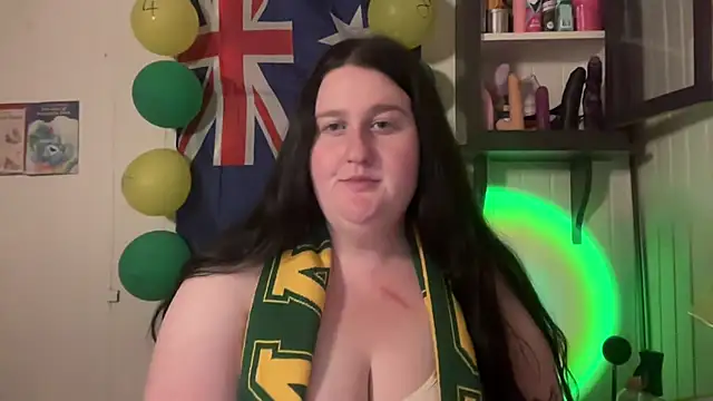 xopeachybaby online show from 07.07.26