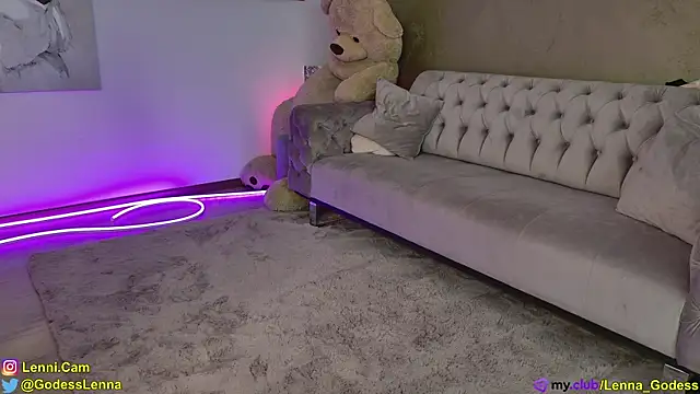 Lenna Godess online show from 09.13.25