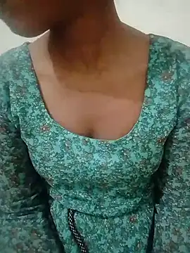 Snapshot of Ayesha_Khan1 chatting on 02.27.26 Ayesha Khan1 online show from 02.27.26