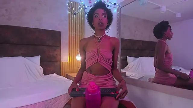 Afrodita Greenn online show from 06.04.26