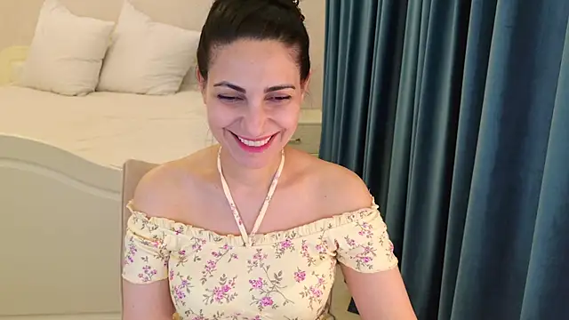 LovelyBeatrice online show from 07.28.26