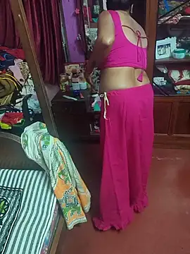 Snapshot of Little-Roshni chatting on 02.01.26 Little-Roshni online show from 02.01.26