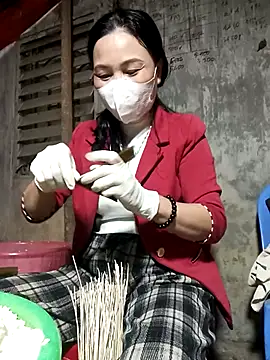 Nuna 689 online show from 02.08.26