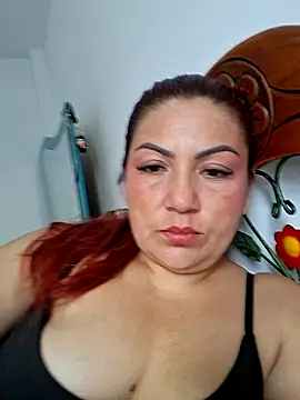 Snapshot of Mechi-Dirty chatting on 04.02.26 Mechi-Dirty online show from 04.02.26