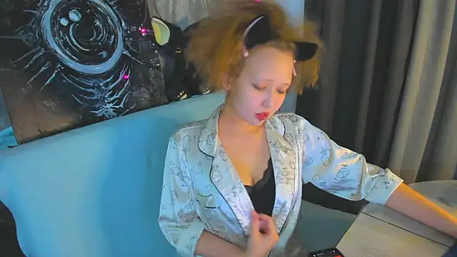 Snapshot of Senya_Sol chatting on 05.08.26 Senya Sol online show from 05.08.26