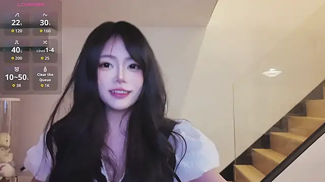 Snapshot of Jolie-22 chatting on 05.06.26 Jolie-22 online show from 05.06.26