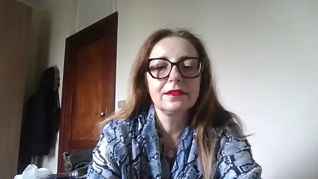 Snapshot of Miasexmilf chatting on 02.10.26 Miasexmilf online show from 02.10.26