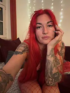 MrsRedFoxy online show from 04.22.26
