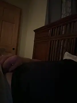 Snapshot of Clarizta chatting on 04.05.26 Clarizta online show from 04.05.26