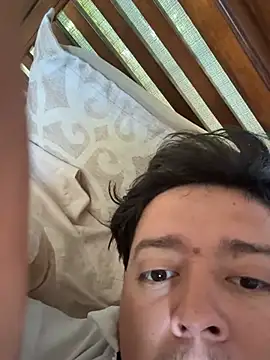 Snapshot of Clarizta chatting on 04.06.26 Clarizta online show from 04.06.26