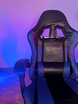 Derek Vow online show from 04.03.26