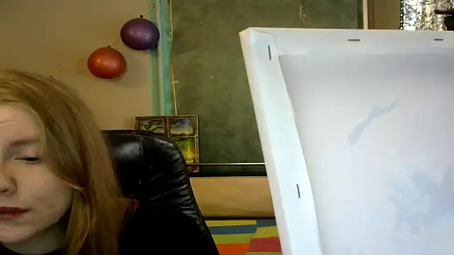 Space Girls 699 online show from 04.29.26
