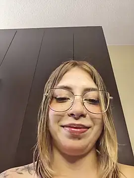 BellaDonna 16 online show from 03.28.26