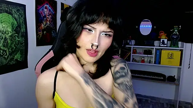 Snapshot of neena_nyx_ chatting on 07.04.26 neena nyx online show from 07.04.26