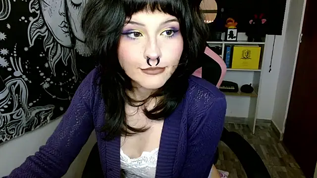 Snapshot of neena_nyx_ chatting on 07.31.26 neena nyx online show from 07.31.26
