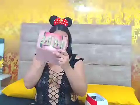 Snapshot of elianacollins23 chatting on 02.21.26 elianacollins23 online show from 02.21.26