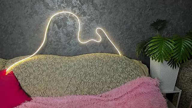 Dream Olivia online show from 03.12.26