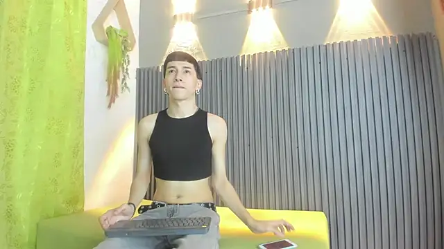 lian cameron online show from 02.28.26