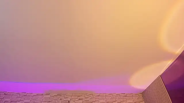 TINY TAY online show from 04.15.26