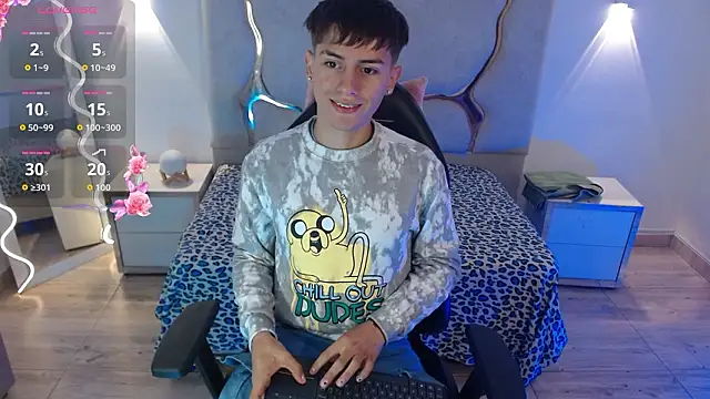 Snapshot of EVAN_TAY chatting on 02.02.26 EVAN TAY online show from 02.02.26