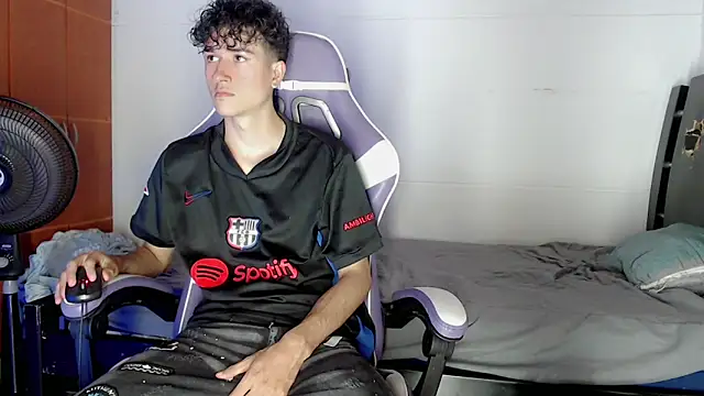 Johnny cagee  online show from 02.26.26