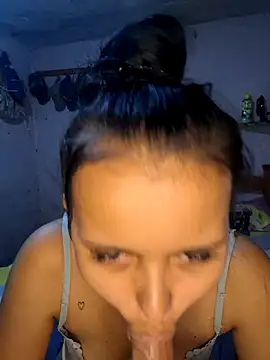 Daniela Cruz  online show from 02.16.26