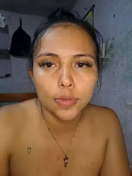 Daniela Cruz  online show from 04.17.26