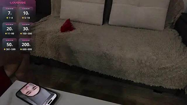 Snapshot of s00nie chatting on 02.12.26 s00nie online show from 02.12.26