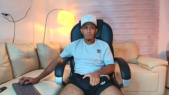 ricky spensar23cm  online show from 04.14.26