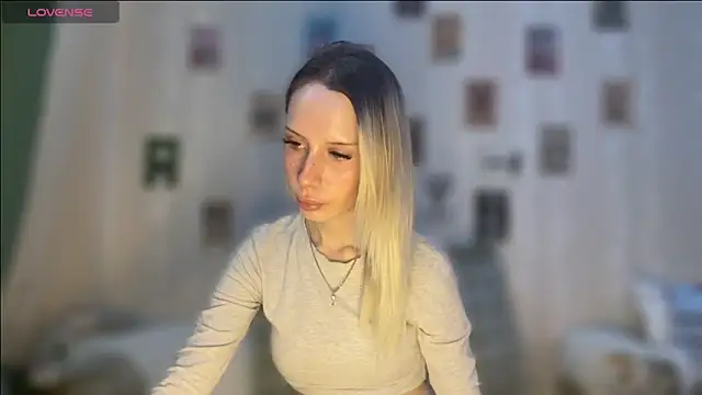 DellaCampbell online show from 02.11.26