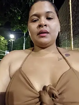 Snapshot of Adina_Skaly chatting on 04.19.26 Adina Skaly online show from 04.19.26