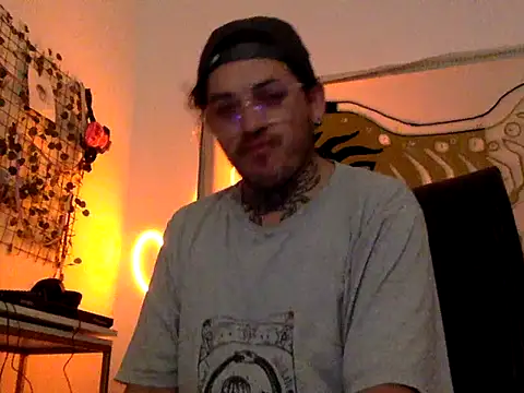 helloandi online show from 04.19.26