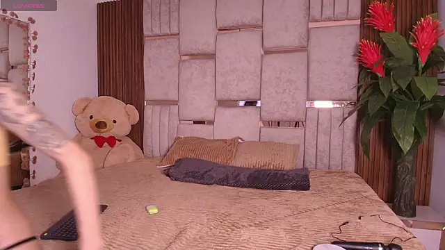 Zoe dim online show from 02.23.26